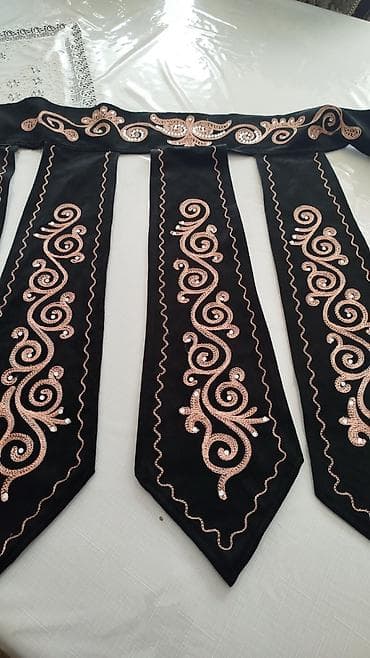 велюровые платья: Национальный костюм, Женский — 3