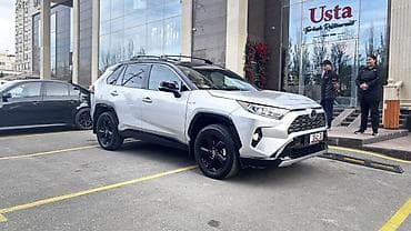 x 5: Toyota RAV4: 2019 г., 2.5 л, Автомат, Гибрид, Кроссовер — 2
