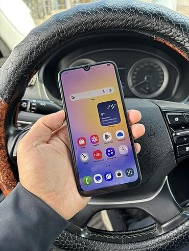 one pluse: Samsung Galaxy A25, Б/у, 256 ГБ, цвет - Синий, 2 SIM — 2