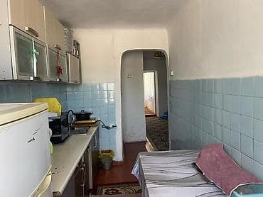 Квартиры: 2 комнаты, 54 м², 1 этаж, Требуется ремонт — 8
