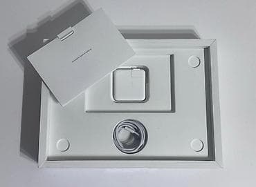 m1 max: MacBook Pro 14 M4, 16 /512 ГБ, silver, 9 циклов, полный комплект — 4