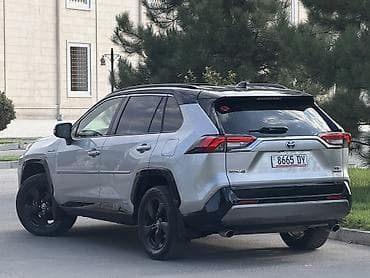 ско: Toyota RAV4: 2020 г., 2.5 л, Автомат, Гибрид, Внедорожник — 4
