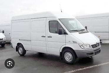 бу шкаф: Mercedes-Benz Sprinter (длинная база, высокий потолок), белый фургон — 1