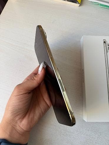 iphone 10 max: IPhone Air, 256 ГБ, Золотой, Кабель, Коробка — 4