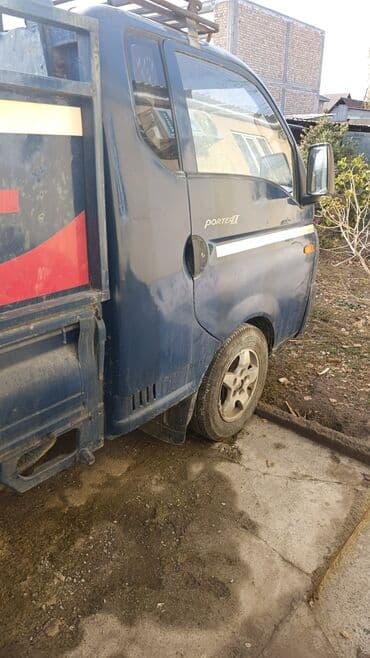 продажа комбайнов нива эффект в бишкеке цена: Hyundai Porter: 2005 г., 2.5 л, Механика, Дизель — 4