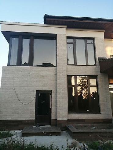 Двери и комплектующие: Пластиковое окно на заказ, Тип окна: Витражные, Панорамные, Стандартные, Декоративные особенности: Другие особенности, Бесплатная установка, В рассрочку — 8