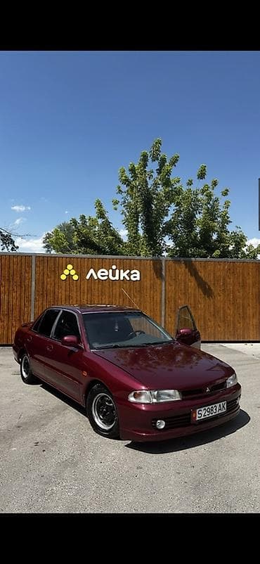 Mitsubishi Galant: 1995 г., 1.6 л, Механика, Бензин, Седан