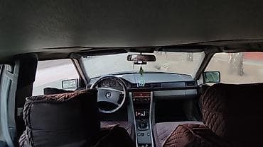 Daimler: Daimler : 1992 г., 2.6 л, Механика, Бензин, Седан — 3