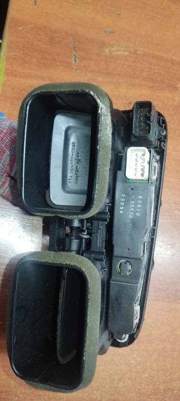 aristo: Дефлектор воздуховода Toyota Б/у, Оригинал, Япония — 4