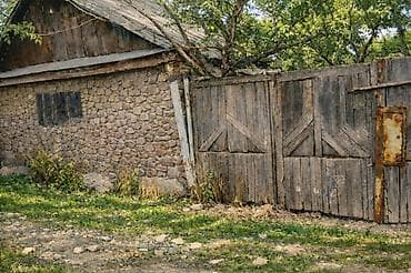 продаю участка: 5 соток, Для строительства — 2