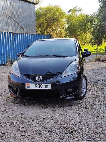 Honda Fit: 2010 г., 1.5 л, Автомат, Бензин, Хэтчбэк at lalafo.kg Honda Fit: 2010 г., 1.5 л, Автомат, Бензин, Хэтчбэк