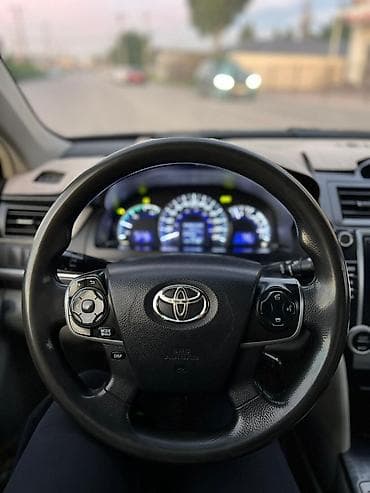 corolla 2016: Toyota Camry: 2014 г., 2.5 л, Автомат, Гибрид, Седан — 6
