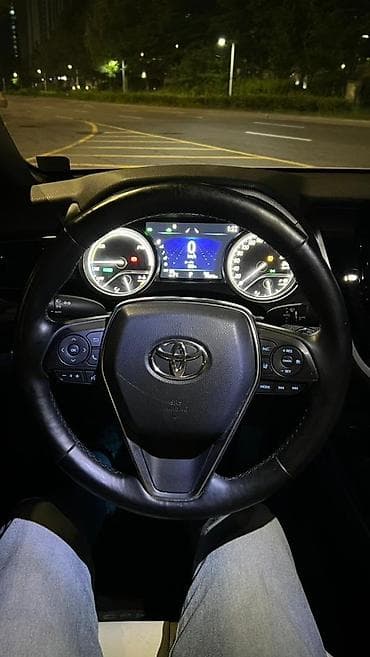 abs: Toyota Camry: 2020 г., Автомат, Гибрид, Седан — 4