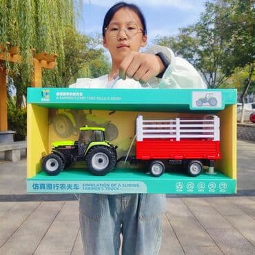 деревянные игрушки на елку: Тракторы с прицепом! Отличного качества! 
Музыкальный 🎶 — 3