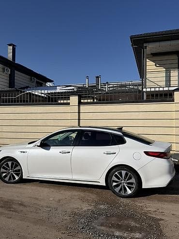 Продажа авто: Kia K5: 2015 г., 1.6 л, Автомат, Дизель, Седан — 3