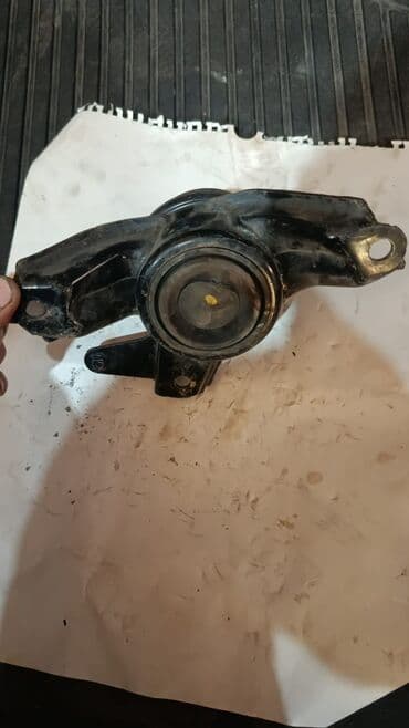 запчасти на хендай портер 2: Подушка мотора Hyundai 2015 г., Б/у, Оригинал — 2