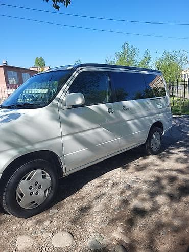 step: Honda Stepwgn: 2001 г., 2 л, Автомат, Бензин, Минивэн — 2