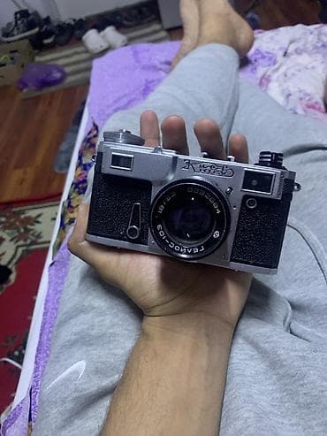 Пленочный дальномерный фотоаппарат Киев-4 с объективом ЮПИТЕР-8 (на