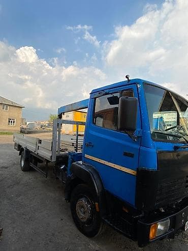 mercedes benz c class: Грузовик, Mercedes-Benz, Стандарт — 1