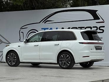 zero x neo: Lixiang L9: 2025 г., 1.5 л, Автомат, Гибрид, Кроссовер — 3