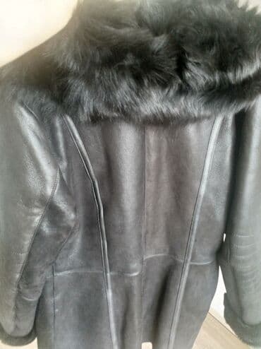 одежда для беременных и кормящих: Новая женская натуральная дублёнка,с капюшоном. Длина закрывает — 4