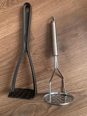 Ашкана буюмдары: Набор кухонных принадлежностей В комплекте: - Небольшой половник из — 4