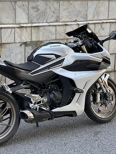 мотор на мотоцыкл: Спортбайк CFMoto, 450 куб. см, Бензин, Взрослый, Б/у — 1