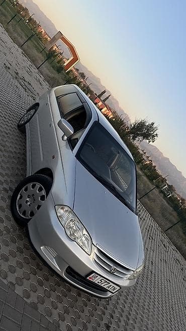 pod: Honda Odyssey: 2000 г., 2.3 л, Автомат, Газ, Минивэн — 1
