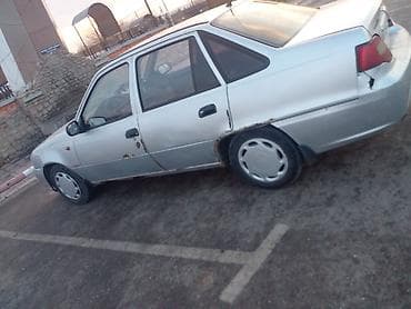 митцубиси спейс стар: Daewoo Nexia: 2007 г., Седан — 4