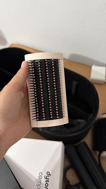 дайсы: Насадки и аксессуары для стайлера Dyson Airwrap Complete. Состав — 9