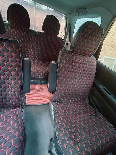 форд гэлакси: Mitsubishi Space Wagon: 2001 г., 2.4 л, Ручные, Бензин, Минивэн — 8