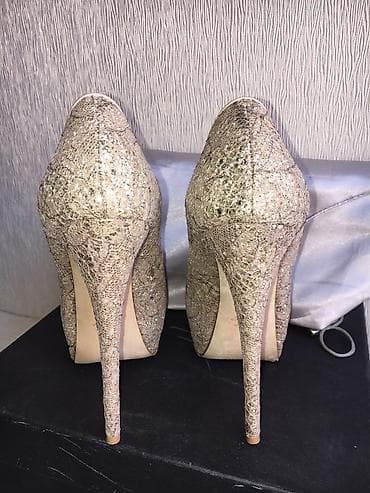 Айымдардын бут кийими: Туфли, 37.5, 37, Stuart Weitzman, Жаңы, түсү - Саргыч боз, Өзү алып кетүү, Акылуу жеткирүү — 5