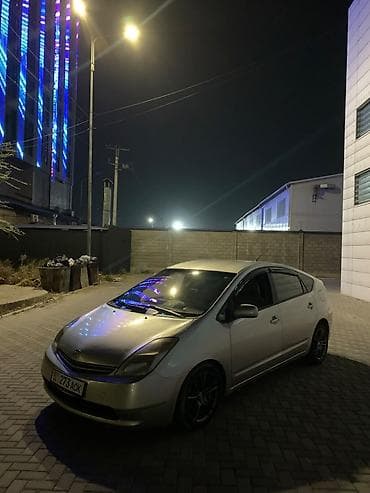 Toyota Prius: 2003 г., 1.5 л, Автомат, Гибрид, Хэтчбэк
