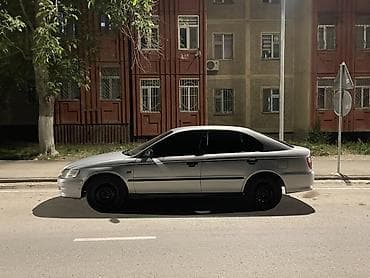 4 4 вд: Honda Accord: 2001 г., 1.8 л, Автомат, Бензин, Хэтчбэк — 3