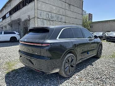 Lixiang: Lixiang L6: 2025 г., 1.5 л, Автомат, Гибрид, Кроссовер — 8