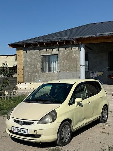 Honda Fit: 2003 г., 1.3 л, Вариатор, Бензин, Хэтчбэк at lalafo.kg Honda Fit: 2003 г., 1.3 л, Вариатор, Бензин, Хэтчбэк