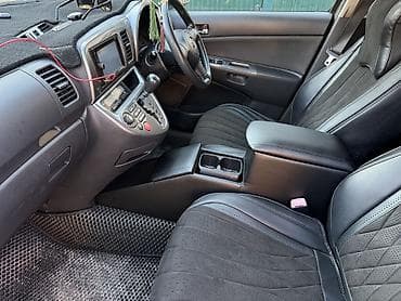 бардачок одиссей: Подлокотник Тойота Виш 
#подлокотник эстима Ипсун Раум Функарго — 6