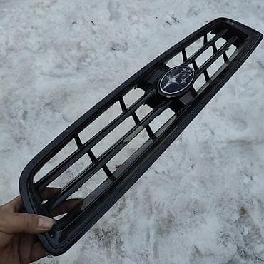решетки на субару: Решетка радиатора Subaru 2002 г., Б/у, Оригинал — 2