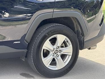 byd e2 2022: Toyota RAV4: 2021 г., 2.5 л, Автомат, Гибрид, Кроссовер — 7