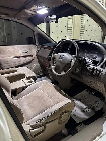 Honda Odyssey: 2000 г., 2.3 л, Автомат, Бензин, Минивэн — 9