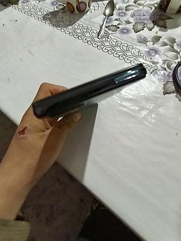 poco 5f: Samsung Galaxy A52, 128 ГБ, цвет - Черный — 4