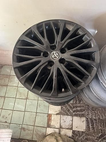 запасное колесо таблетка: Литые Диски R 18 Toyota, Комплект, отверстий - 5 — 1