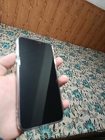 iqoo 10: IPhone 11 Pro Max, Space Gray, Чехол — 2