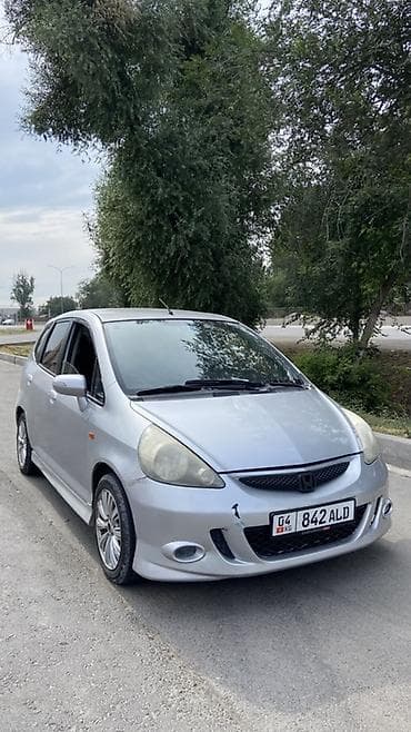 Honda Jazz: 2004 г., 1.3 л, Автомат, Бензин, Хэтчбэк — 2