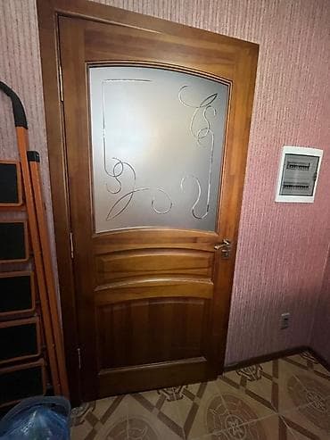 акку: 4 Двери ( 3 с окном и 1 сплошная) Межкомнатные двери из массива дерева — 3