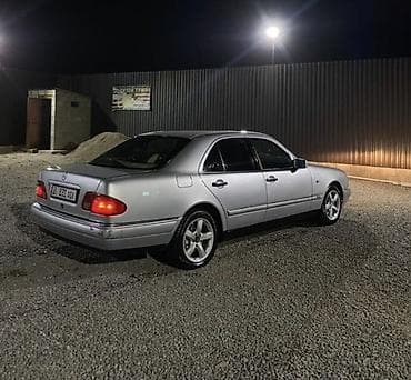 Mercedes-Benz E-Class: 1997 г., 3.2 л, Автомат, Бензин, Седан — 3