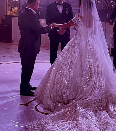 фата на девичник: Продаю Шикарное платьеносила один раз на свадьбу буквально на 4 — 3