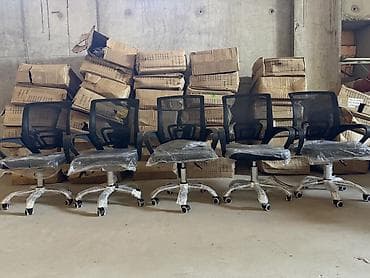 Мебель: Офисное кресло, С колесиками, цвет - Черный — 2