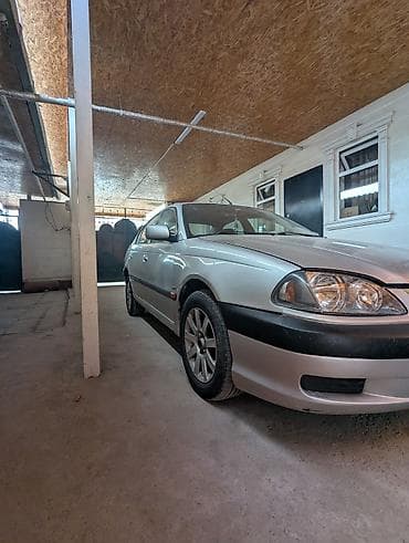 аванье: Toyota Avensis: 2001 г., 1.8 л, Механика, Бензин, Седан — 4