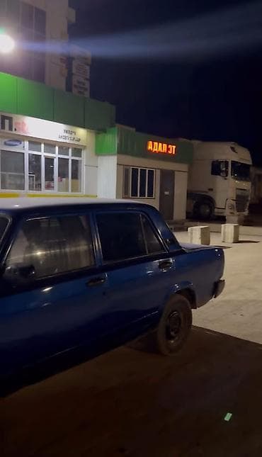 ВАЗ (ЛАДА) 2107: 1999 г., 2 л, Бензин, Седан